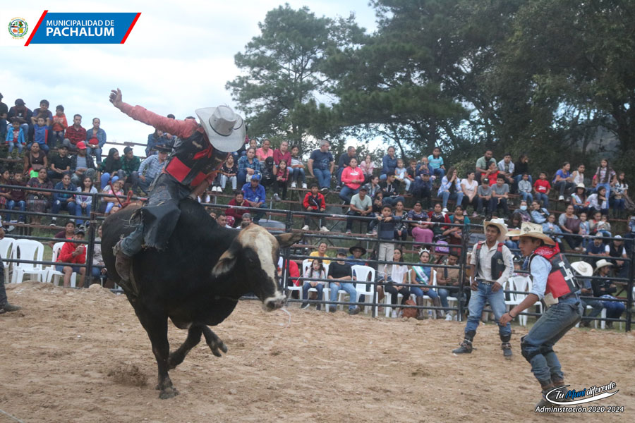 Jaripeo en el caserío Guachipilín Municipalidad de Pachalum